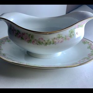 Bavarian porcelain gravy boat